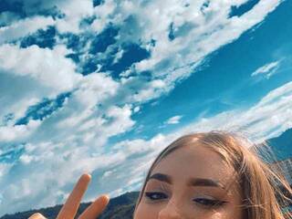 Erotiska video tērzēšana MicaelaSmith