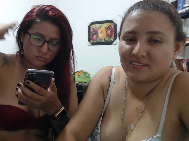 Fotogrāfijas michelandcam hello guys are welcome to our wireless room come and fulfill your craziest fantasies