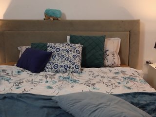 Erotiska video tērzēšana MidnightJoyx