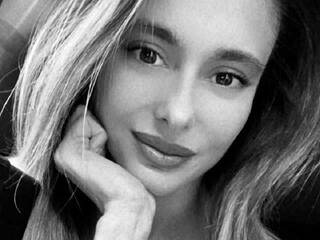 Erotiska video tērzēšana Mikkajul