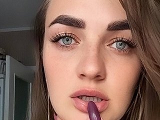 Erotiska video tērzēšana MilanaXoXo