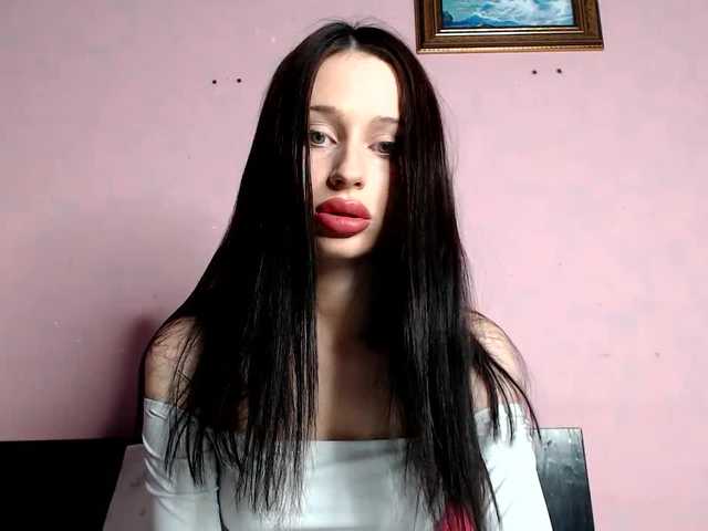 Fotogrāfijas milenaabesson Hi, honey) I’m a new model here, but extremely talented) Sociable and proactive) I hope you enjoy the time spent in my company) Hugs)