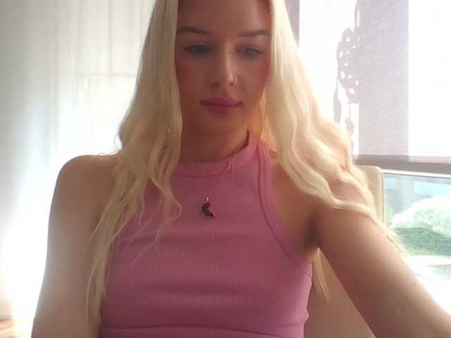 Apraides ekrānuzņēmumi MileyStar