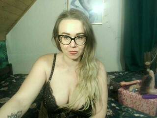 Erotiska video tērzēšana MilfBerthena