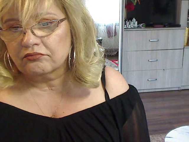 Fotogrāfijas MilfKarla Hi boys, looking for a hot MILF on a wheelchair..?if you want to make me happy, come to me;)