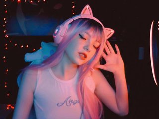 Erotiska video tērzēšana Millie-me