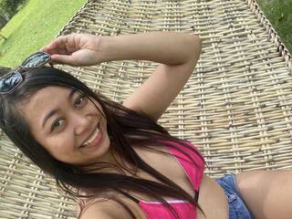 Erotiska video tērzēšana million-dollar-boobs