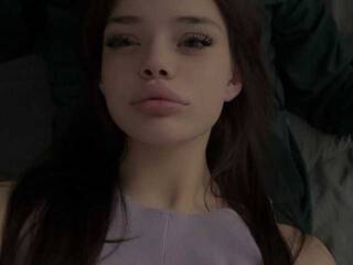 Erotiska video tērzēšana mini-barbie