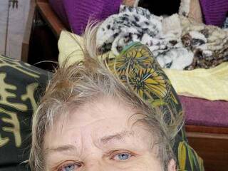 Erotiska video tērzēšana MiniAgel30a