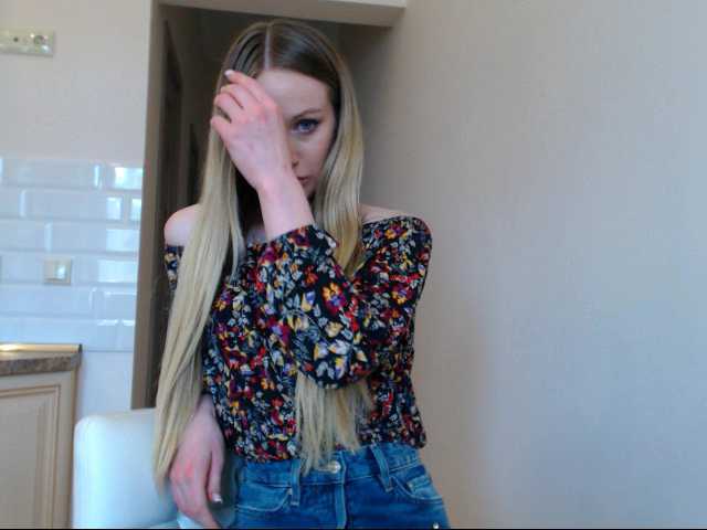 Apraides ekrānuzņēmumi misVictoria