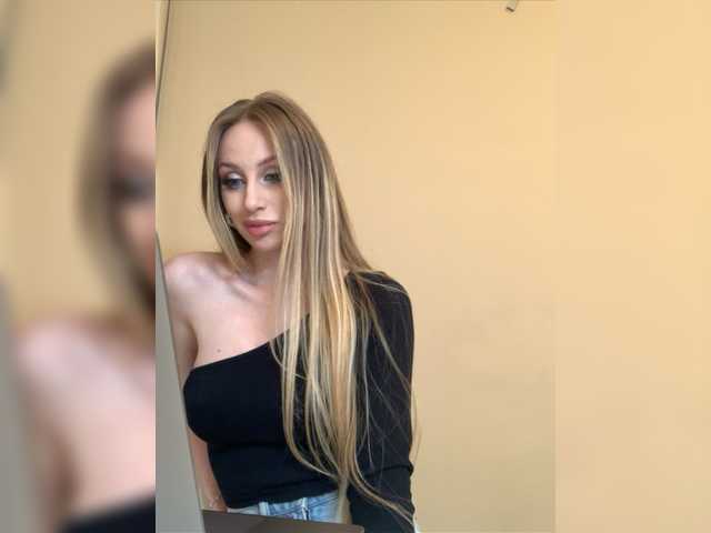 Apraides ekrānuzņēmumi misVictoria