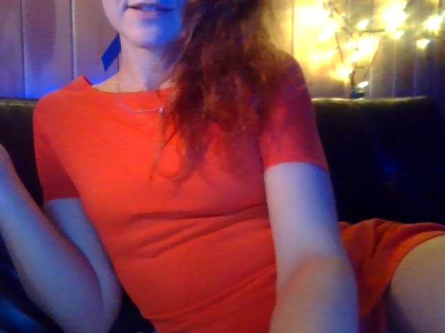 Fotogrāfijas miss-redhead I reply to a private message for 5 tokens, get up to show my figure - 15 tokens, look at your camera for 30 tokens, subscribe to you for 50 tokens.