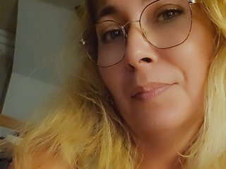 Erotiska video tērzēšana Misscokine666