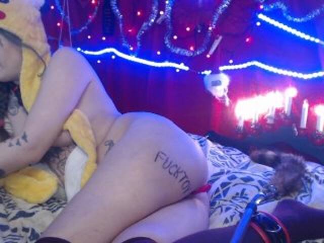 Apraides ekrānuzņēmumi MissHornyGirl