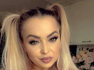 Erotiska video tērzēšana MissRebekaa