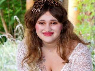 Erotiska video tērzēšana MissZuleea