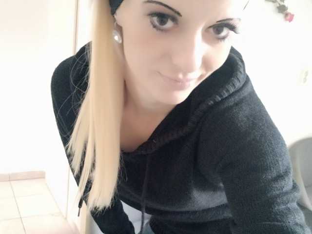 Profila foto MoaningKitty23