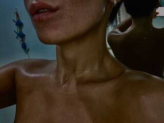 Erotiska video tērzēšana MODELMALI