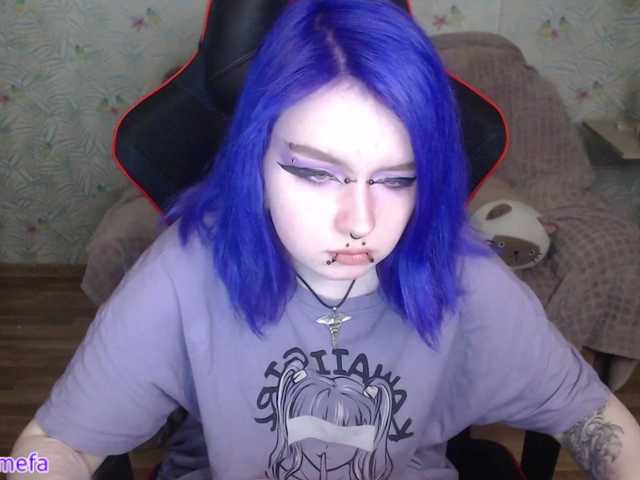 Apraides ekrānuzņēmumi MollyViolet