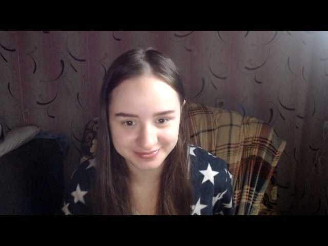 Apraides ekrānuzņēmumi Molyboobs