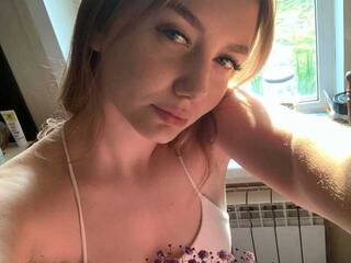 Erotiska video tērzēšana moni-cartier