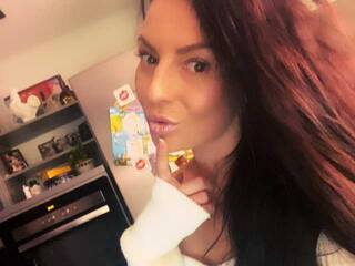 Erotiska video tērzēšana MonicaGucci