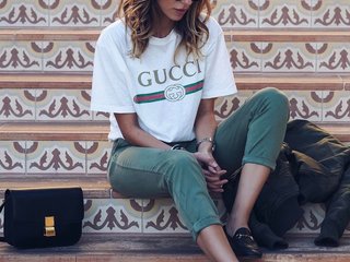 Erotiska video tērzēšana MonicaGucci