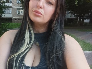 Erotiska video tērzēšana MonicaMilf