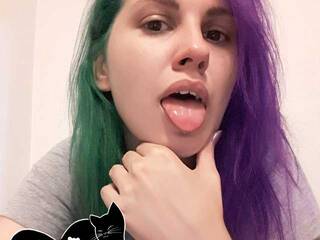 Erotiska video tērzēšana MonikaGrays