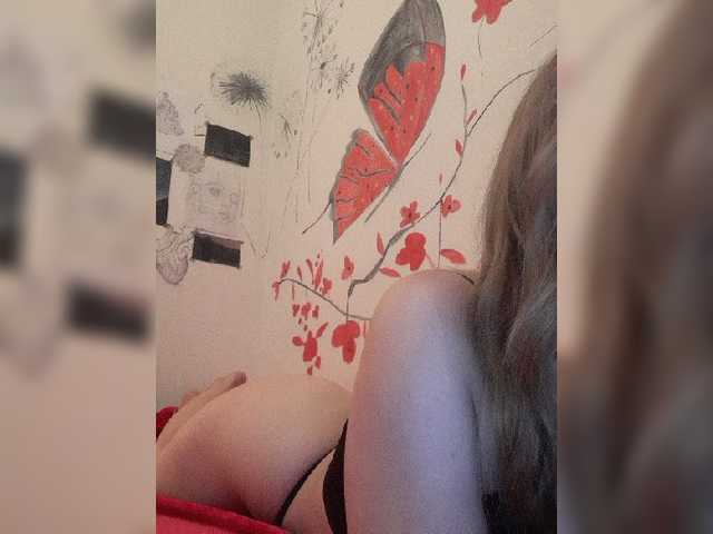 Apraides ekrānuzņēmumi moongirl