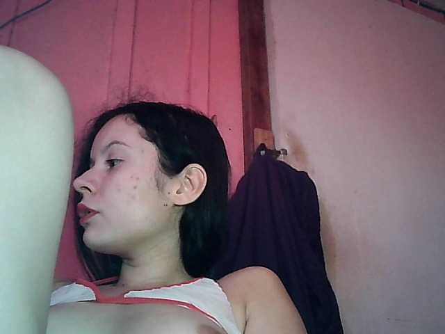 Fotogrāfijas morenafit122 lovense on fode mim