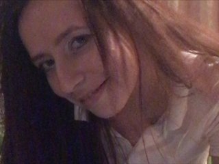 Fotogrāfijas MrsSexy906090 I am new girl I can add you in my friends for 15 tokens tip me 15 and you can start be friends with me)))I like undress all my clothes in pvt or in group chat)))Start pvt and I can start get naked