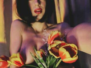 Erotiska video tērzēšana Mussaenda