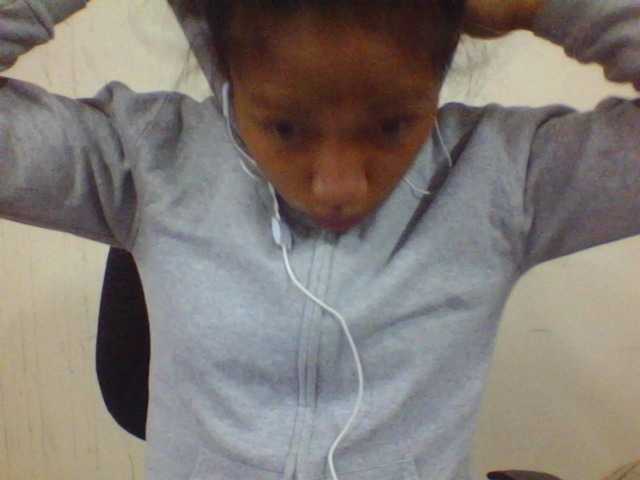 Apraides ekrānuzņēmumi Myahkittie