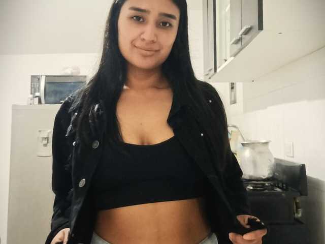 Profila foto nahomi-evans