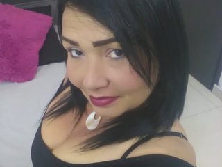 Erotiska video tērzēšana Nahomi-sexy1