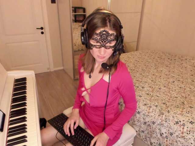 Fotogrāfijas PianoGirl Hi everyone. I am Anastasia :) 101 Take off dress, 102 put on dress, 103 change the dress, 70 autodj - dance, 1001 - to cut the dress my choice, 3001 - to cut the dress your choice, 10001 - take off mask