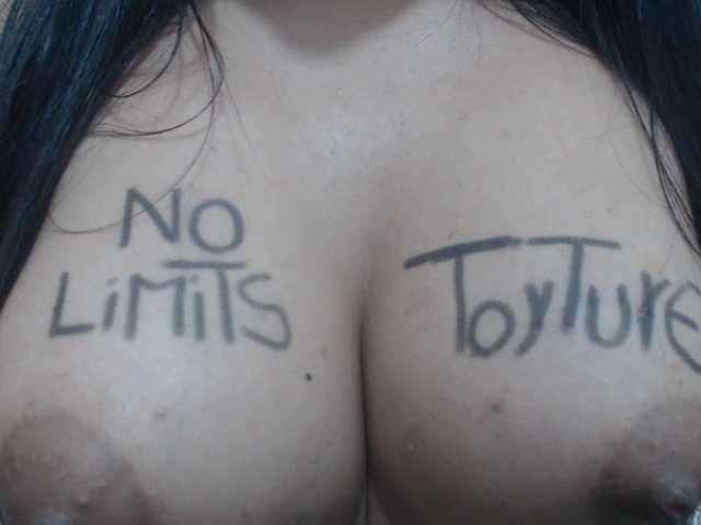 Fotogrāfijas Nantix1 #squirt #cum #torture #deep Throat #double penetration #smoking #fetish #latina