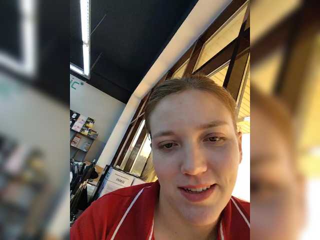 Apraides ekrānuzņēmumi NaomiCobb