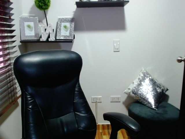 Apraides ekrānuzņēmumi NattyFerrer