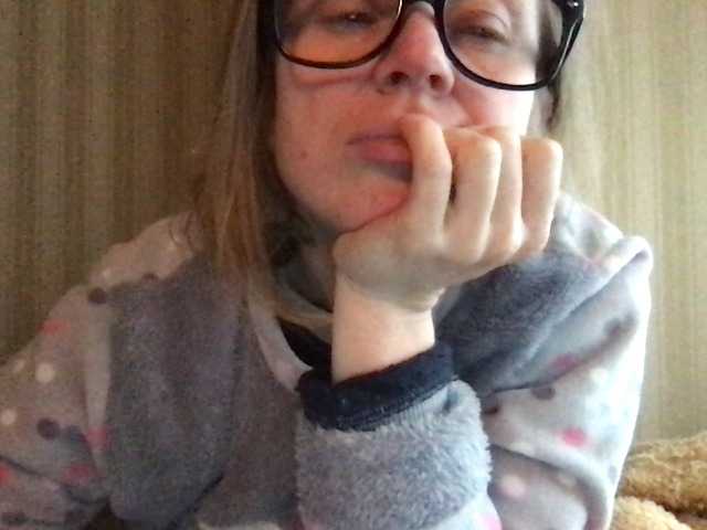 Apraides ekrānuzņēmumi naturalblonde