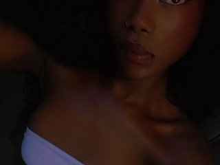 Erotiska video tērzēšana NaughtyCherie