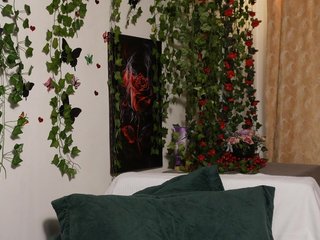 Erotiska video tērzēšana NaughtYHomemadE