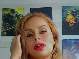 Erotiska video tērzēšana naughtytitis