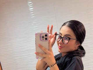 Erotiska video tērzēšana Nia-May