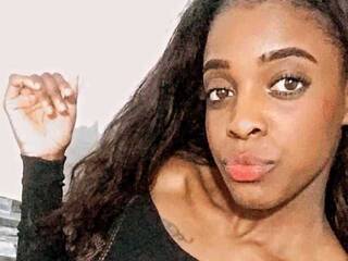 Erotiska video tērzēšana nichole-smhit