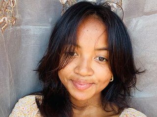 Erotiska video tērzēšana Nickylouama