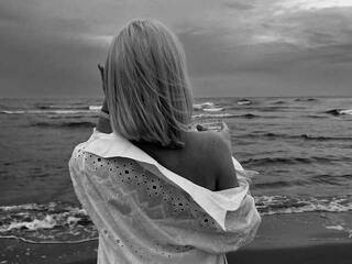 Erotiska video tērzēšana NIKI29000