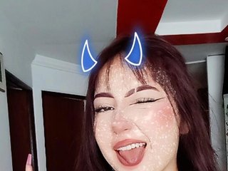 Erotiska video tērzēšana niky-cherry