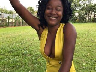 Erotiska video tērzēšana NipplePucker